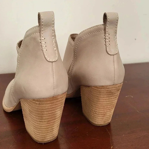 Jeffrey Campbell Rosalee Western Inspired Leather Stacked Heel Ankle Booties(10) - Picture 7 of 10